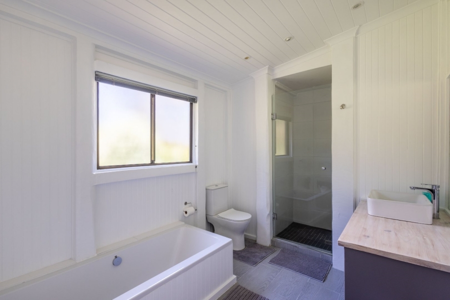 3 Bedroom Property for Sale in The Crags Western Cape